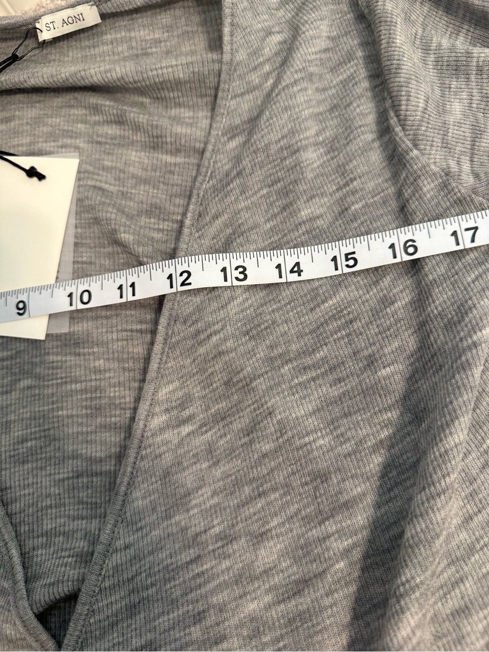 St. Agni Women's Baby Wool Wrap Top grey - Picture 6 of 9
